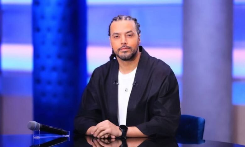 Photo of عبد الفتاح الجريني يحيي حفلاً غنائياً في مراكش المغربية