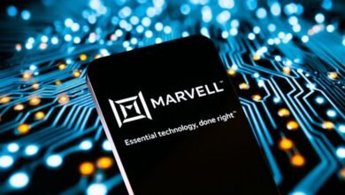 مستثمرون يقلقون من تأجيل إيرادات صفقة رقائق غوغل حتى 2029