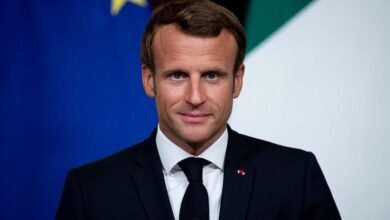 # ماكرون يتصدر البحث وفرنسا تهز اليورو.. احتجاجات وأزمة ديون تعيدان شبح الأزمة الأوروبية