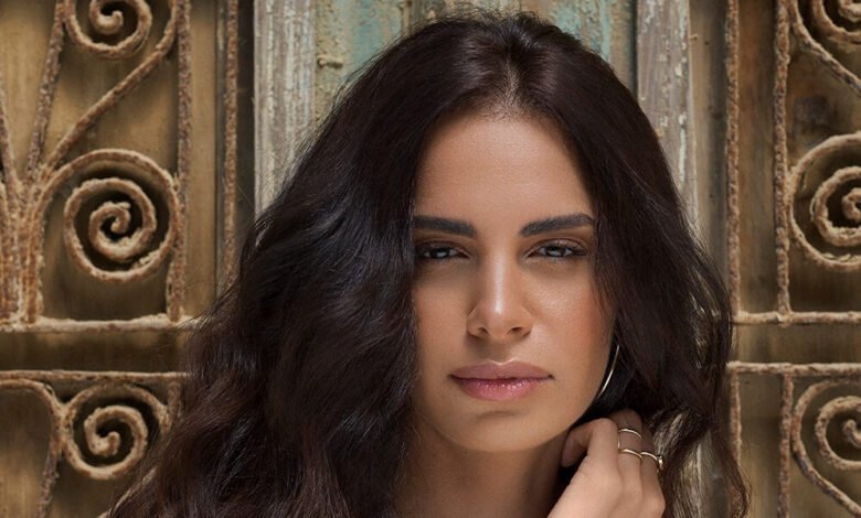 أمال ماهر توجه رسالة الى جمهورها العزيز ، ورسالتها فيها حزن شديد