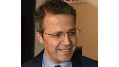 من هو الدكتور “Elie Fares”؟